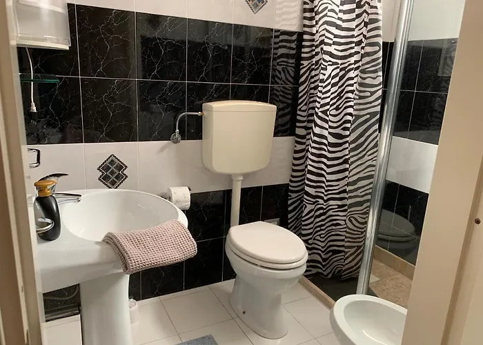 Pensión Chez Babette 4*